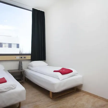 Bus - Terminal Hostel *