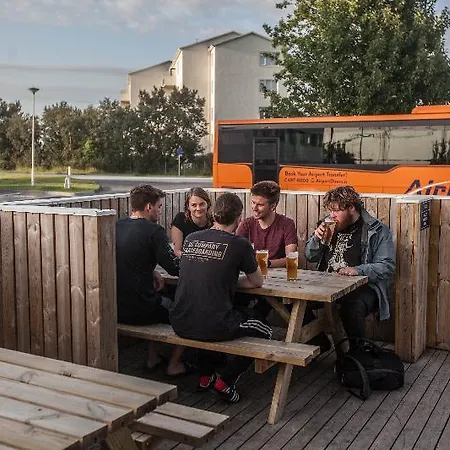 Hostel Bus - Terminal *